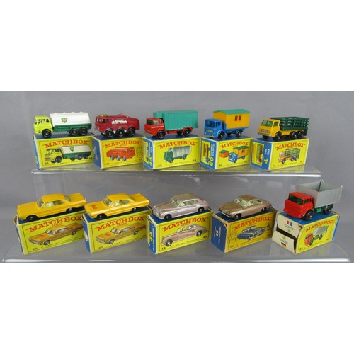 40 - MATCHBOX 1-75 REGULAR WHEELS to include 2x 20c Chevrolet Impala Taxi, 4d Dodge Stake Truck, 44c Refr... 