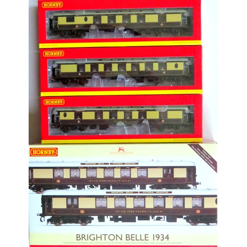 114 - HORNBY (China) 00 gauge “Brighton Belle 1934” brown and cream 5-Car Set comprising: R2987 (DCC Ready... 