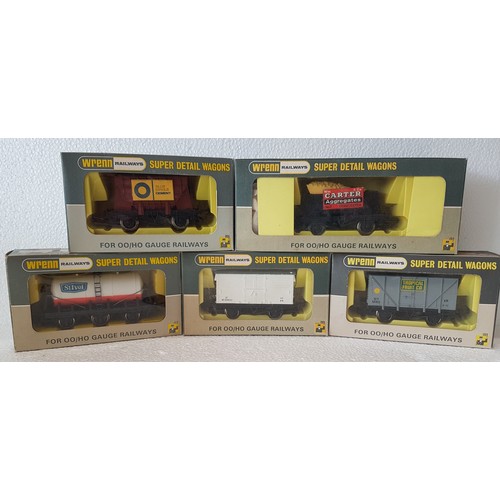 352 - WRENN ‘00’ Goods Wagons W5016 Blue Circle Cement (Brown with Yellow board) unusual colour, W5025 Car... 