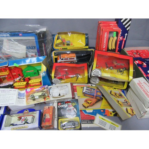 381 - CORGI / MATCHBOX / OXFORD DIECAST boxed items, some incomplete. Good to Mint in Poor to Excellent Pa... 