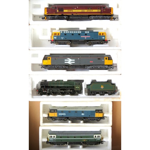 130 - LIMA 00 gauge Locos comprising: Class 33 No. 33025 BR blue, Bo-Bo No. D6506 BR green, Class 47 “Atla... 