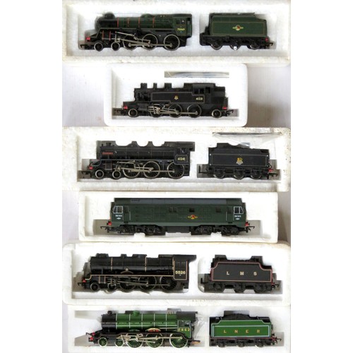 282 - BACHMANN / HORNBY Locos comprising Bachmann: 4-6-0 “Morecambe & Heysham” Loco and Tender No. 5526 LM... 