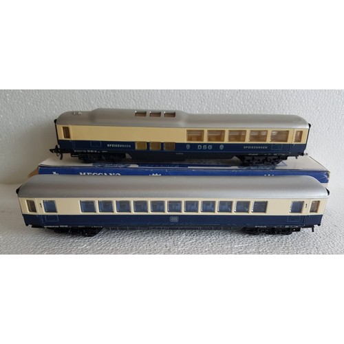 68 - HORNBY ACHO Rheingold Coaches DB Cream/Blue livery 1st Class x3, plus Dining Car. (4) VG/Dining Car ... 