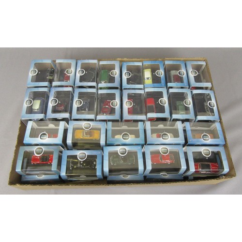 65 - OXFORD DIECAST 1/76 Large group of cars. Near Mint to Mint in Mint Boxes. (52)