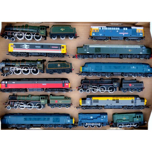 71 - MAINLINE / BACHMANN / LIMA etc. 00 gauge Locos comprising: 4 x Locos and Tenders, 9 x Diesel Locos, ... 