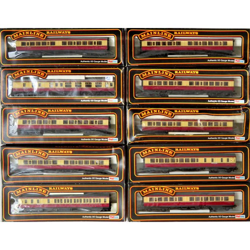 79 - MAINLINE 00 gauge 10 x crimson and cream Coaches (1 x 37-102, 7 x 37-111, 2 x 37-112) Excellent and ... 