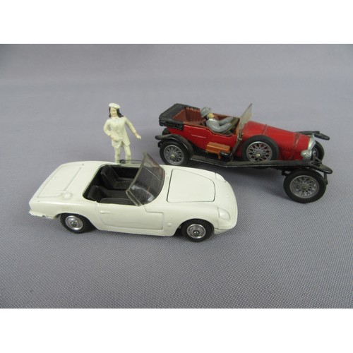 575 - CORGI TOYS GS-40 The Avengers set comprising Emma Peel’s Lotus Elan + figure, and John Steed’s Bentl... 