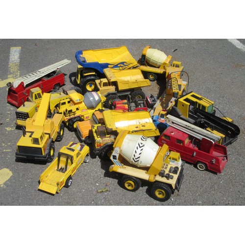 524 - TONKA Vehicles and others, Pressed Steel and Plastic, various scales. Poor to Good. (collection only... 