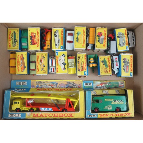 571 - MATCHBOX 1-75 Group to include 12 regular wheel and 2 Kingsize. Poor to Mint in Poor to Near Mint Bo... 