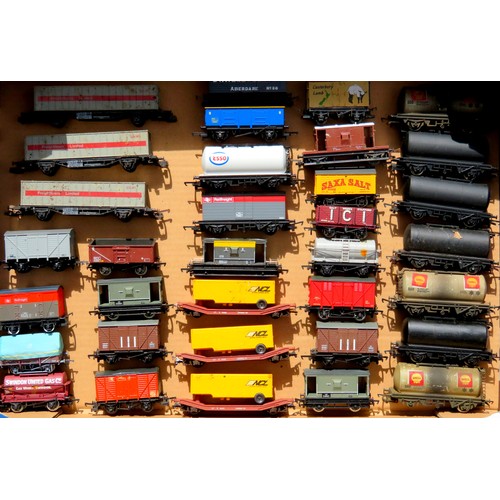 123 - HORNBY / BACHMANN / LIMA etc. 00 gauge 34 x Goods Rolling Stock to include: Tankers, Private owner, ... 