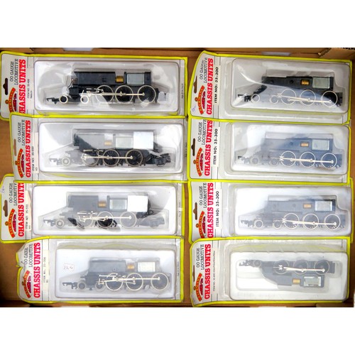 125 - BACHMANN 00 gauge 8 x Loco Chassis Units to include: 35-300, 35-700, 35-550, 35-400 etc. All unused ... 