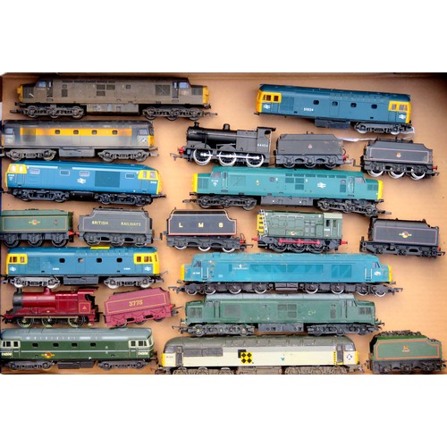 129 - MAINLINE / LIMA / HORNBY etc. 00 gauge Locos (non-runners), Tenders etc. for spares or repair (20+)