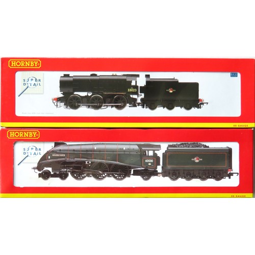 179 - HORNBY (China) 00 gauge Steam Locos comprising: R2101 Class A4 4-6-2 “Golden Fleece” Loco and Tender... 