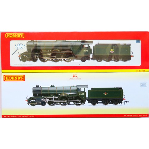 258 - HORNBY (China) 00 gauge Steam Locos comprising: R2922 Class B17/6 4-6-0 “Grimsby Town” Loco and Tend... 