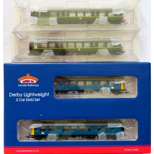 261 - BACHMANN 00 gauge DMUs comprising: 32-517 Derby Lightweight 2-Car DMU Set BR blue. Near Mint in Near... 