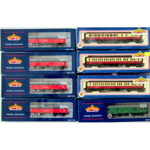 287 - BACHMANN 00 gauge 8 x Coaches comprising: 2 x 34-300 crimson and cream, 1 x 34-75 crimson and cream,... 