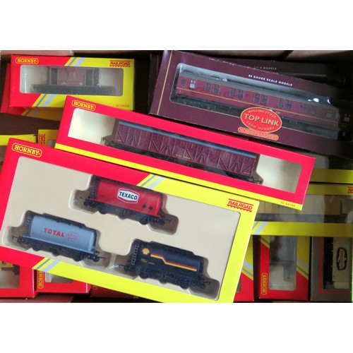 343 - HORNBY / LIMA 00 gauge Rolling Stock comprising: Hornby R636 Fuel Tanker Pack (3 x Tankers), 3 x R43... 