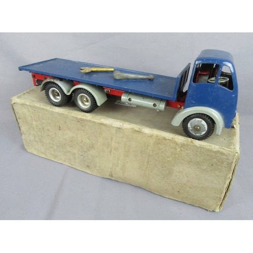 578 - SHACKLETON Foden FG Flatbed Lorry, Blue with Grey mudguards. Good with Good Packaging.