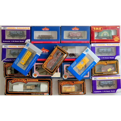 570 - BACHMANN / DAPOL / MAINLINE etc. 00 gauge 17 x Goods Rolling Stock to include: Private Owner, Steel ... 