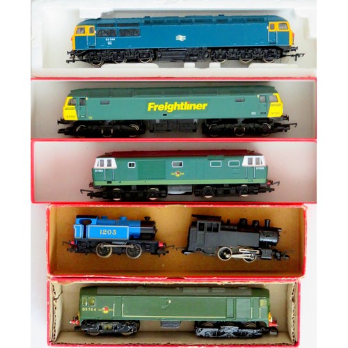 572 - HORNBY / MAINLINE / LIMA etc. 00 gauge Locos comprising: Hornby Hymek No. D7063 BR green, 0-4-0 Tank... 