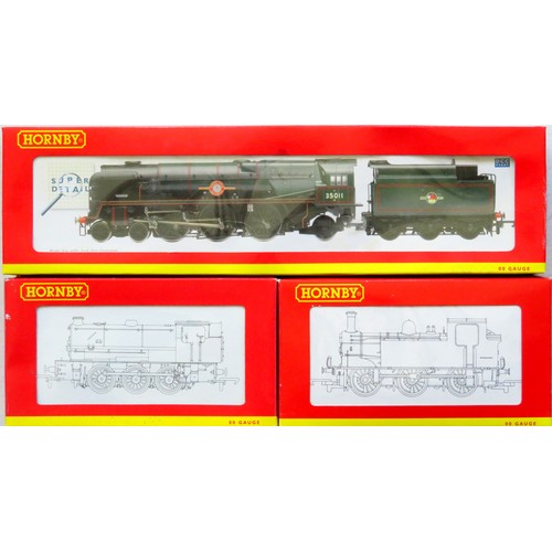 9 - HORNBY (China) 00 gauge Locos comprising: R2466 4-6-2 “General Steam Navigation” Loco and Tender No.... 