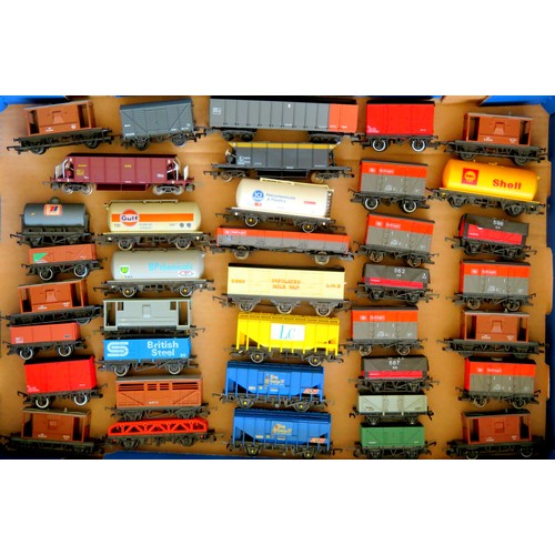 120 - HORNBY 00 gauge 35+ x Goods Rolling Stock to include: Tankers, Railfreight VEA, Hoppers, Cattle, Bra... 