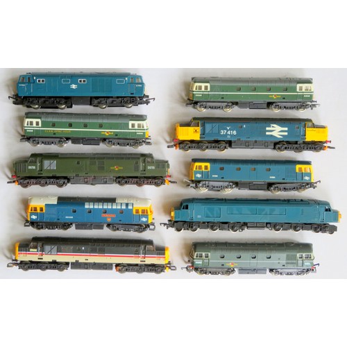 126 - MAINLINE / HORNBY / LIMA 00 gauge Locos comprising: 10 x Diesel Locos to include Class 37, Class 33,... 