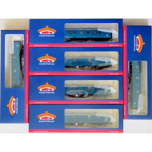 170 - BACHMANN 00 gauge Rolling Stock comprising: 3 x 39-272B BR Mk.1 GUV BR blue “Express Parcels”, plus ... 