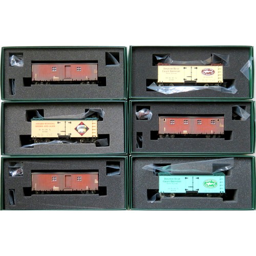 336 - BACHMANN Spectrum On30 American Outline Rolling Stock comprising: 26996 Dining Car, 26994 Sawfiller’... 