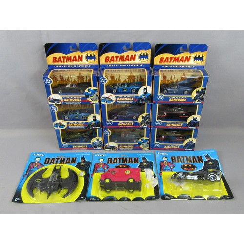 286 - CORGI / ERTL ‘Batman’ related models. Mint in Near Mint to Mint Boxes – Ertl Batmobile packaging has... 