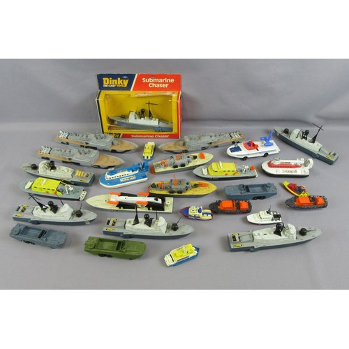 405 - DINKY TOYS Boats and ships plus Matchbox, Corgi and others. Good to Excellent, unboxed. (qty)