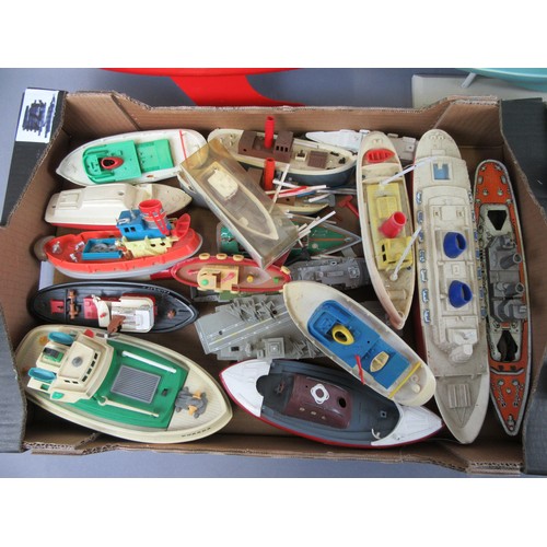 411 - ASSORTED Boats & Ships to include Britain’s Dingy’s, Ertl Tug Boats, various plastic boats and 3 pon... 