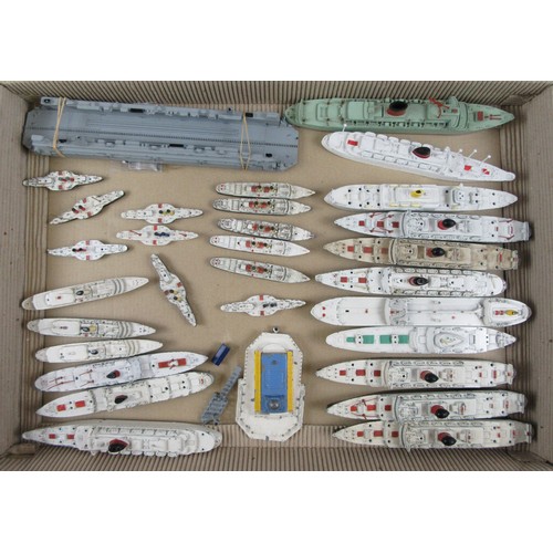 415 - TRIANG MINIC 1:1200 Scale Waterline ships to include Liners, Merchant and Ferries plus M849 Pier Hea... 