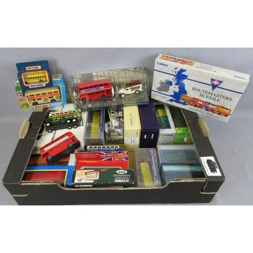 465 - CORGI / EFE / MATCHBOX group of boxed and unboxed buses. Mint in Excellent Plus Boxes plus 4 unboxed... 