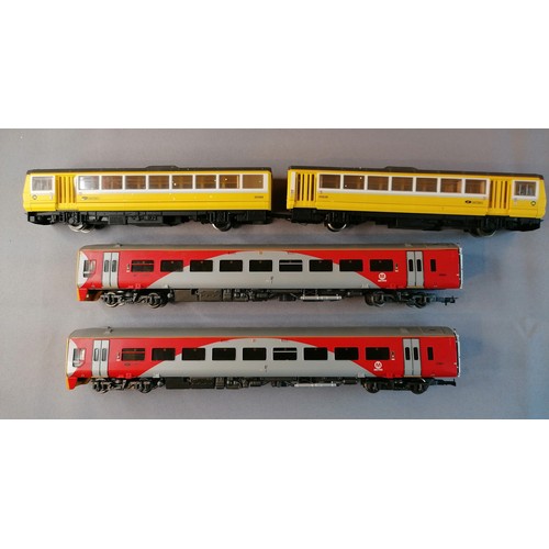 568 - BACHMANN 00 Gauge 158 Sprinter 2 car unit West Yorkshire Metro No.158905 red, HORNBY 142 Pacer 2 car... 