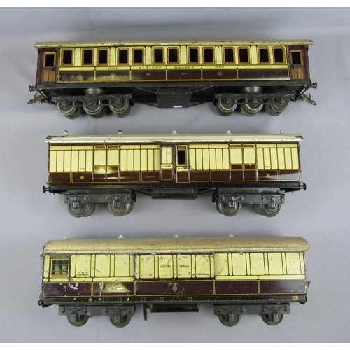 524 - CARETTE for BASSETT LOWKE Gauge 1 LNWR 12-wheel Dining Saloon (19”) No.13210 with opening doors, bro... 