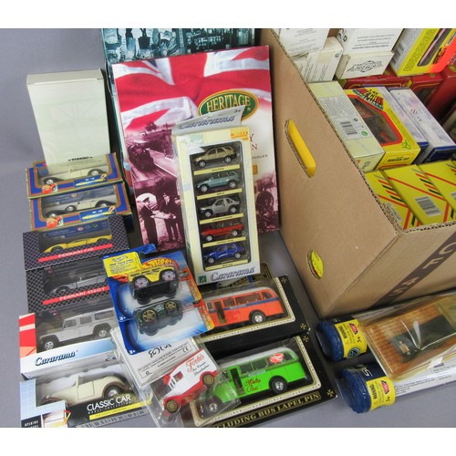 462 - OXFORD / CORGI / MATCHBOX and others, quantity of boxed models. Mint in Excellent Boxes. (qty)