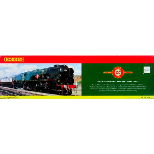 129 - HORNBY (China) 00 gauge R2169 Merchant Navy Class 4-6-2 “Clan Line” Loco and Tender No. 35028 BR lin... 