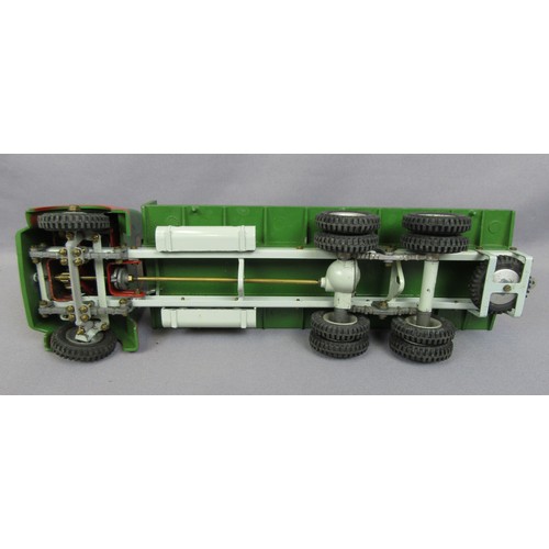 292 - SHACKLETON Foden Flatbed in Green with red mudguards. Excellent Original condition in Good Original ... 