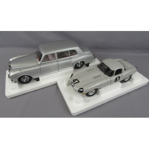 430 - PARAGON 1:18 Jaguar E-Type Lightweight ‘4 WPD’ and Rolls Royce Phantom V (broken door mirror/missing... 