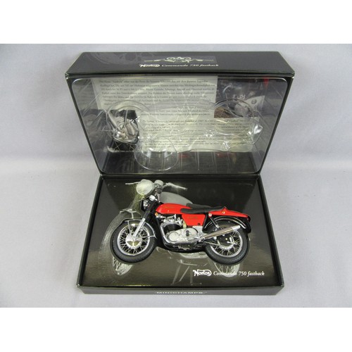 561 - MINICHAMPS 1:12 ‘Classic Bike Series’ Norton Commando 750 Fastback. Mint in Near Mint Plus Box.