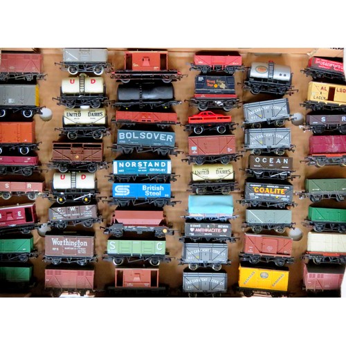 585 - HORNBY / BACHMANN etc. 00 gauge 50 x assorted Goods Rolling Stock to include: Tankerxs, Private Owne... 