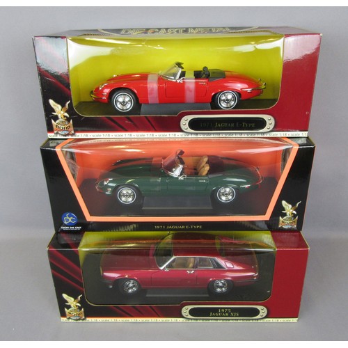 66 - ROAD SIGNATURE 1/18 1975 Jaguar XJS and 2x 1971 Jaguar E-type Roadster. Mint in Near Mint Plus Boxes... 