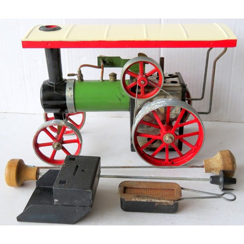 560 - MAMOD Live Steam Traction Engine with meths burner and steering rod. Fair to Good