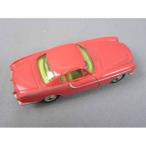 283 - CORGI TOYS 228 Volvo P1800 in Salmon-Pink. Good Plus in a Good Box (creased).