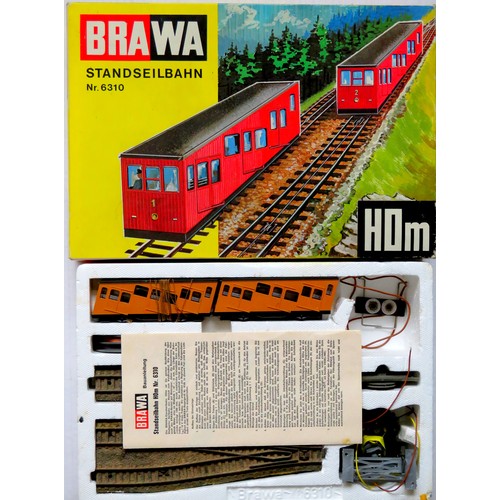 114 - BRAWA HOm 6310 Standseilbahn - Cable Railway Set comprising: 2 x 4-wheel Cable Cars, quantity of HOm... 
