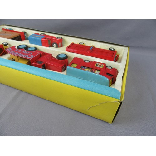 110 - CORGI TOYS GS23 Chipperfield’s Circus 6 piece set. Overall Excellent in Excellent Box with inner car... 