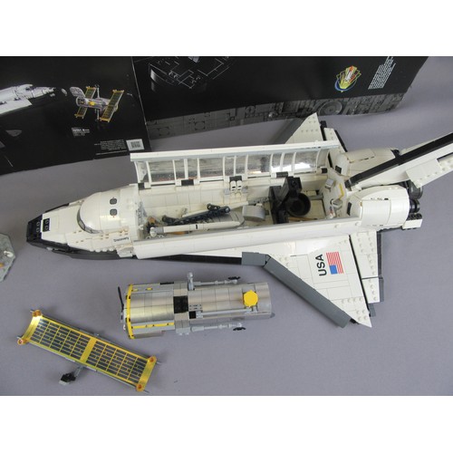 504 - LEGO CREATOR EXPERT Apollo Saturn V (92176) and Space Shuttle Discovery (10283), both appear incompl... 