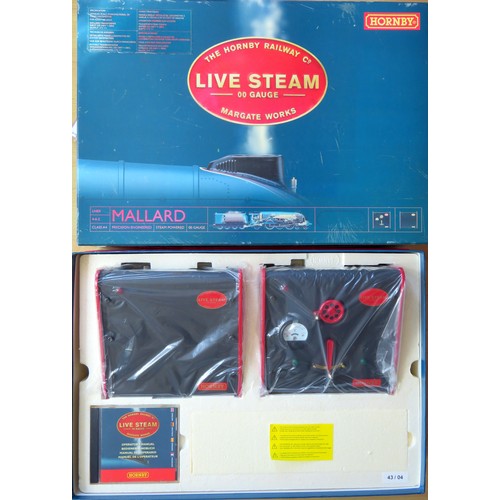 508 - Hornby (China) 00 gauge R1041 “Mallard” Live Steam Train Set containing: Class A4 4-6-2 