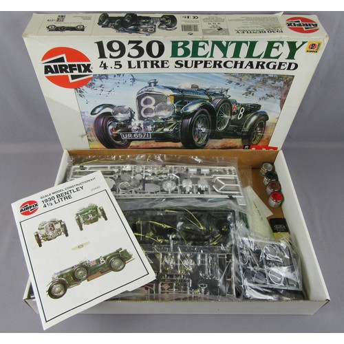 160 - 1:18 BRITISH MARQUES group to include 3x Minichamps Bentley, 2x Ertl Land Rover, 2x Solido Rolls Roy... 